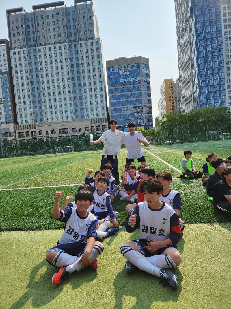 체육회장기 축구대회 초등시상 (3).jpg